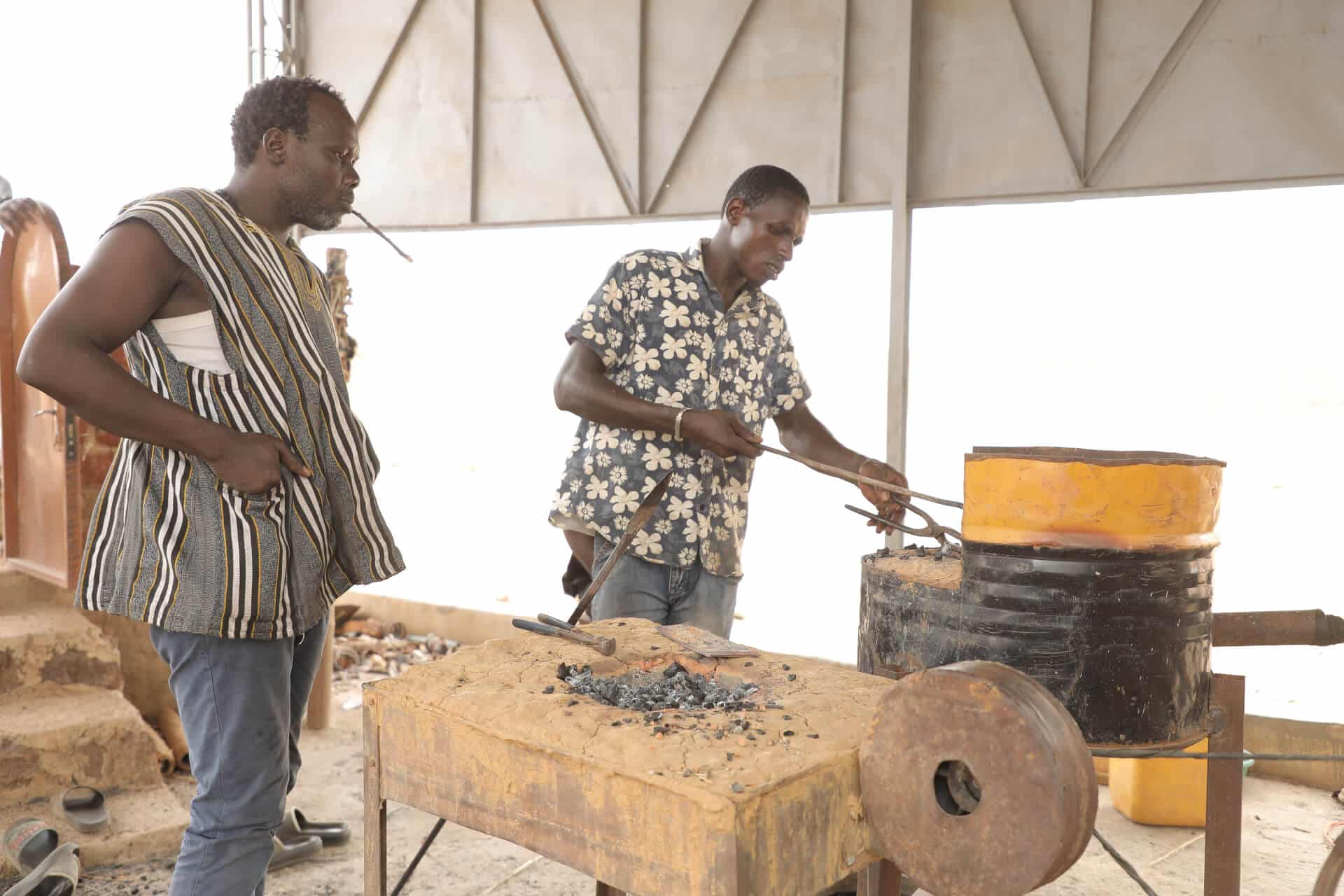 Traditional blacksmithing in Bouria, Burkina Faso. Photo Credit: Koombi Solidarité/ASOR