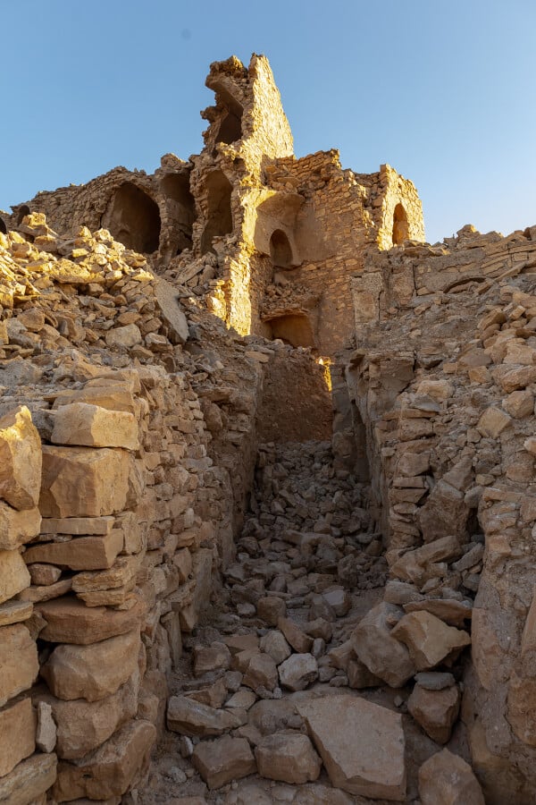 The condition of the access path and architecture on the upper level of the ksar. Photo Credit: ASOR.